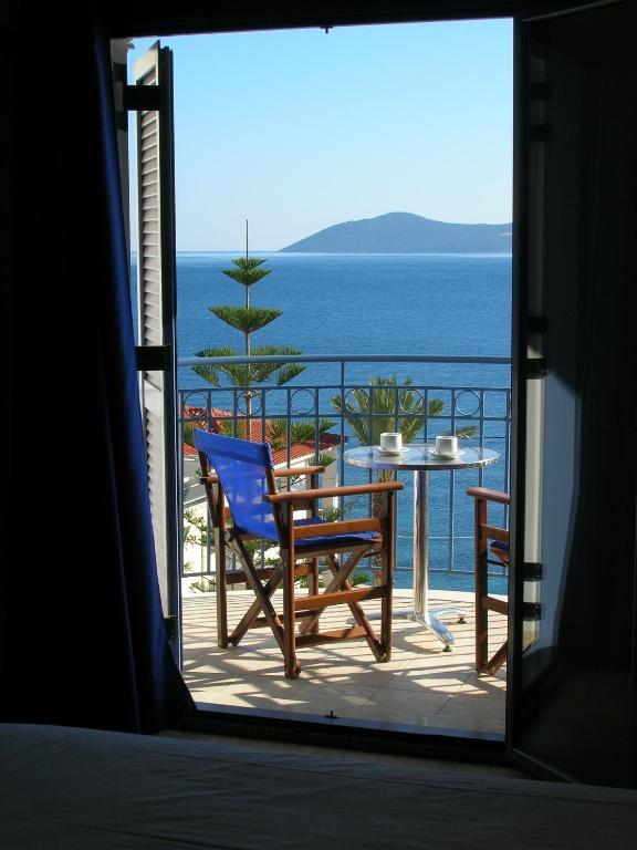 Olive Bay Hotel Agia Efimia Chambre photo