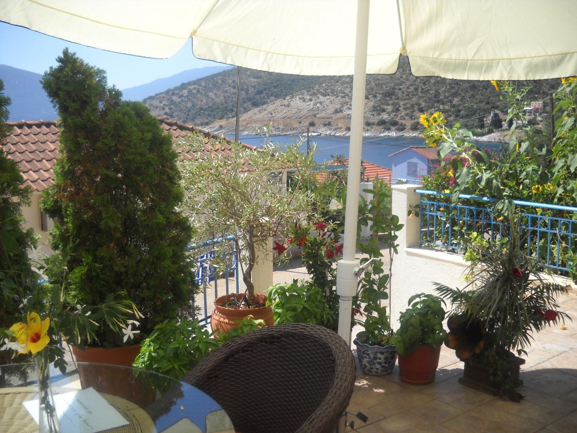 Olive Bay Hotel Agia Efimia Extérieur photo
