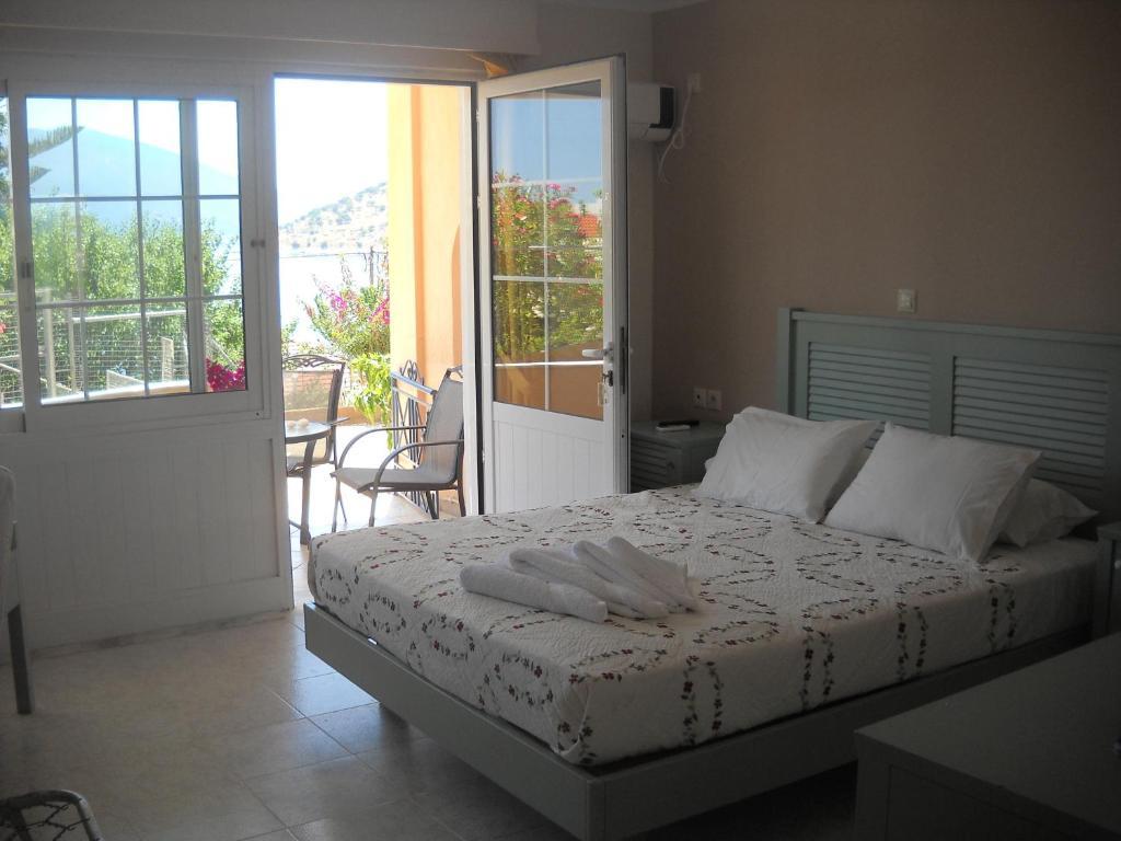Olive Bay Hotel Agia Efimia Chambre photo